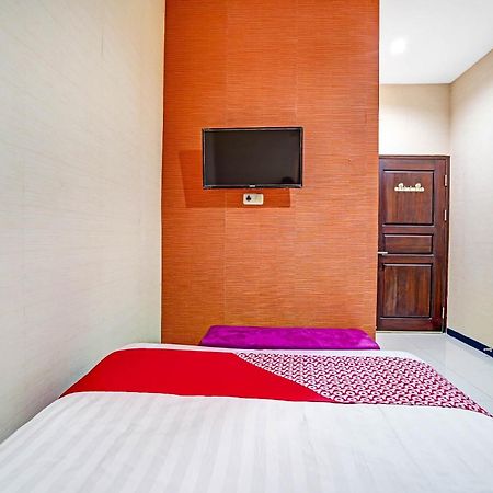 סוראבאיה Oyo 90889 Dkb Residence מראה חיצוני תמונה